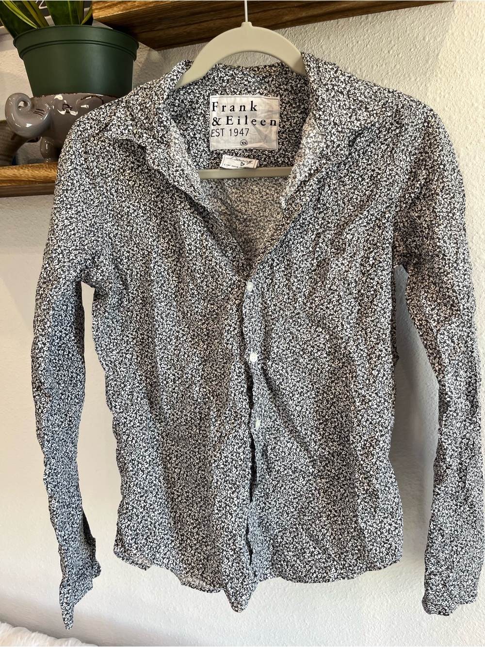 Frank & Eileen Black and White Micro-Print Button-Down Shirt